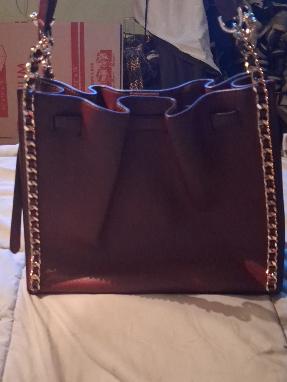 Michael Kors Burgundy Leather Shoulder Bag with Gold Chain Accents - Picture 3 of 9